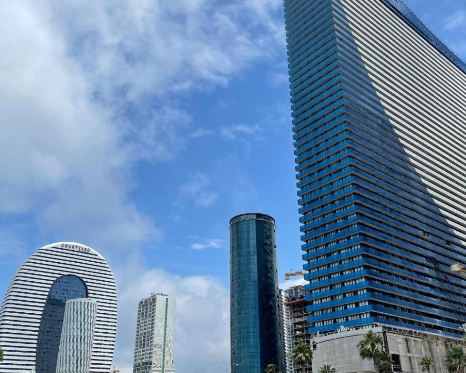 Орби Сити Batumi Luaran gambar